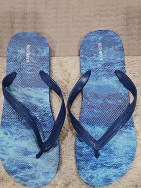 Old Navy Men's Blue Ocean-Print Flip-Flops